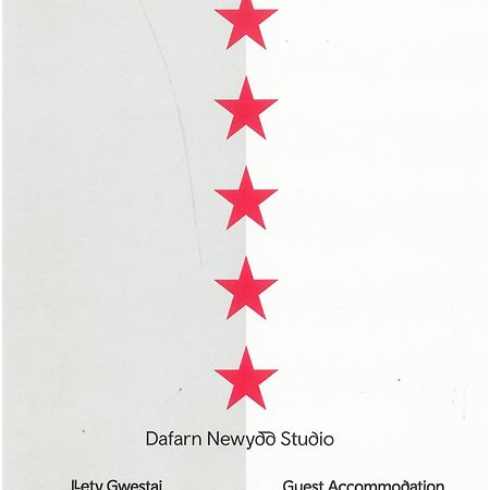 Dafarn Newydd Studio Llangefni Exterior photo