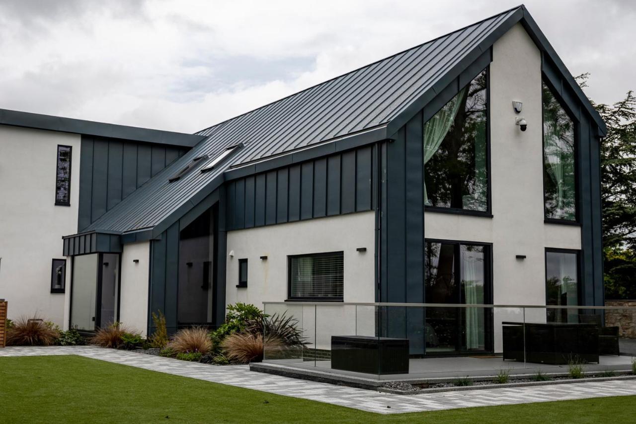 Dafarn Newydd Studio Llangefni Exterior photo